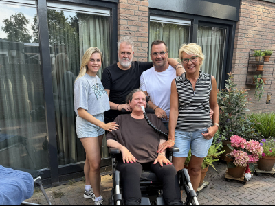 Zwemmen voor ALS en voor Paulette - Harderwijk in het Water doet mee aan Amsterdam City Swim