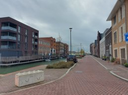 Betaald- en vergunning-parkeren in Waterfront wordt uitgebreid