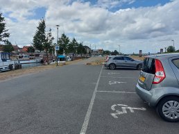 Vragenvuur ontbrandt over ‘onzorgvuldig’ besluit over nieuwe locatie voor taxistandplaats
