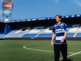 Gilles van der Wal (18) uit Harderwijk tekent eerste profcontract bij PEC Zwolle: ‘Voelt soms als onwerkelijke droom’