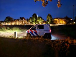 Zwaargewonde man aangetroffen na mishandeling in Harderwijk, politie zoekt dader