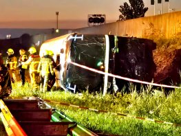 Ernstig ongeval met Oostenrijkse touringcar op A28 bij Wezep: meerdere gewonden