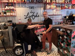 Café de Liefde spaarde voor een beetje vakantie in eigen stad