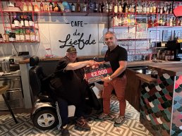 Café de Liefde spaarde voor een beetje vakantie in eigen stad