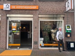 Nieuwe AED 24/7 beschikbaar op Markt in Harderwijk