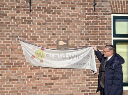 Bronzen plaquette onthuld